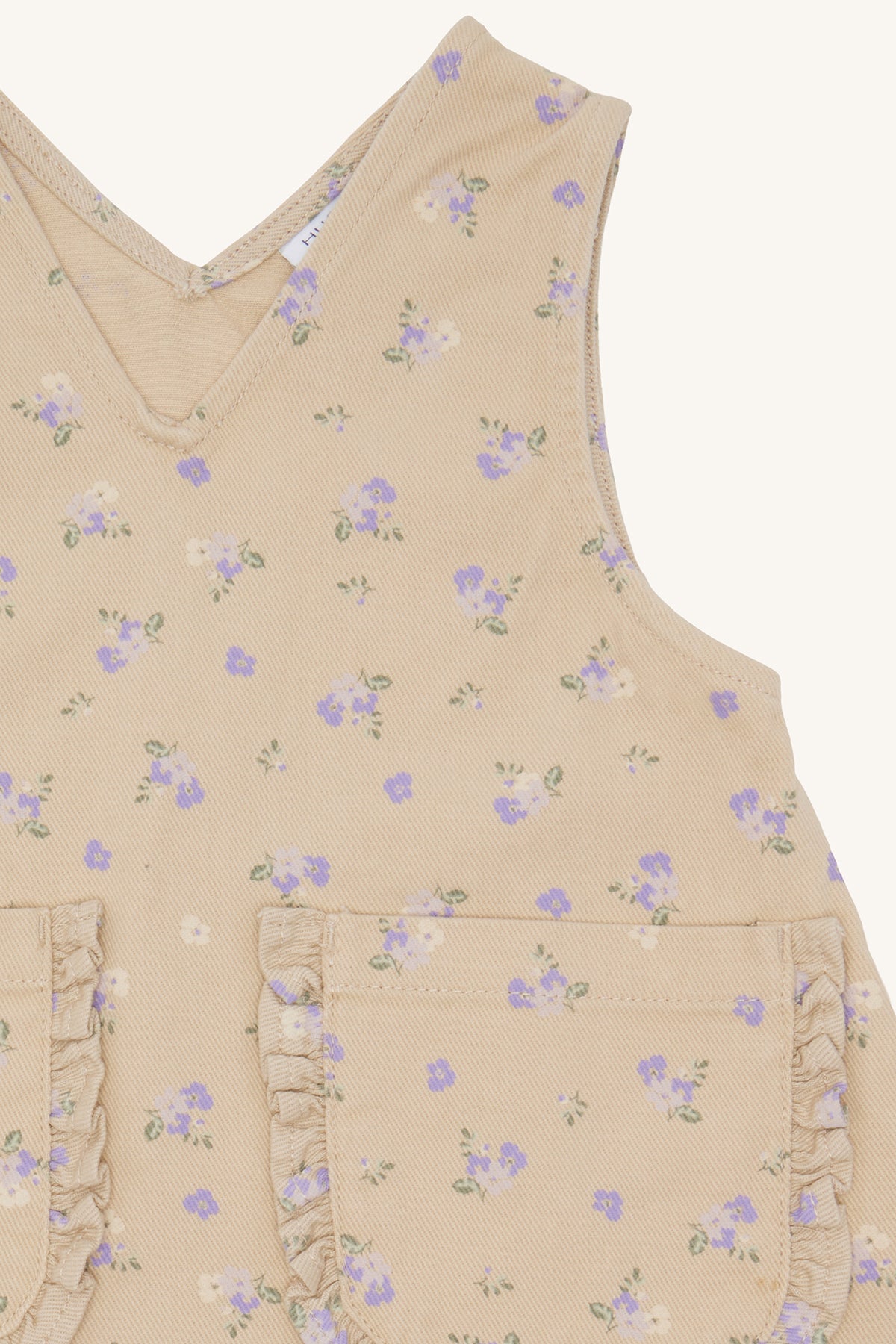 🌼 Zomerzacht & Bloemenlief – Hust & Claire