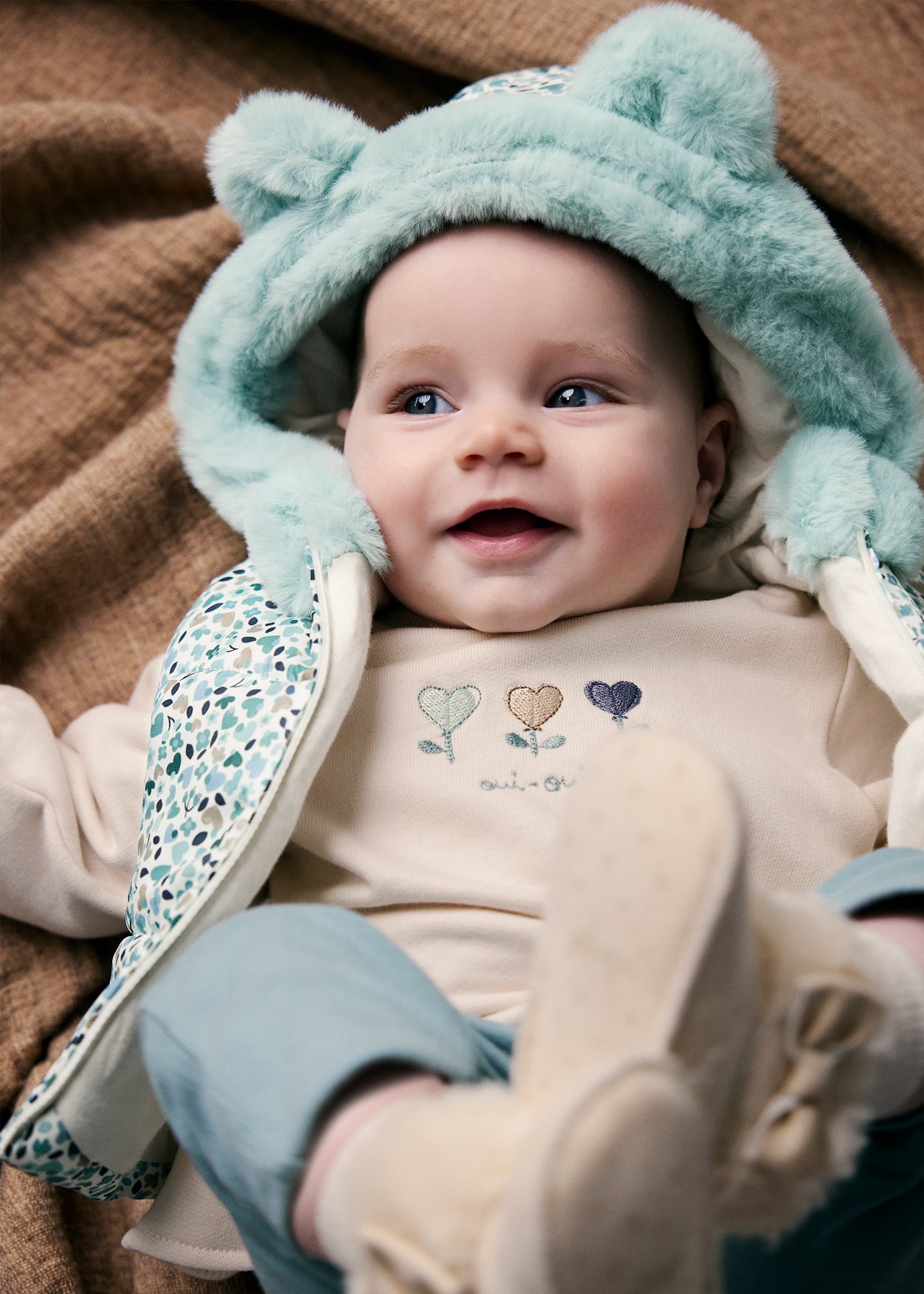 💙 Mayoral 3-delige babyset "Blue Blossom" – Bloemetjes, zachtheid & warmte