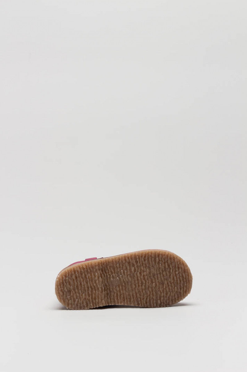 Leuke, eenvoudige enkellaarzen voor kinderen van Pinocchio in roze