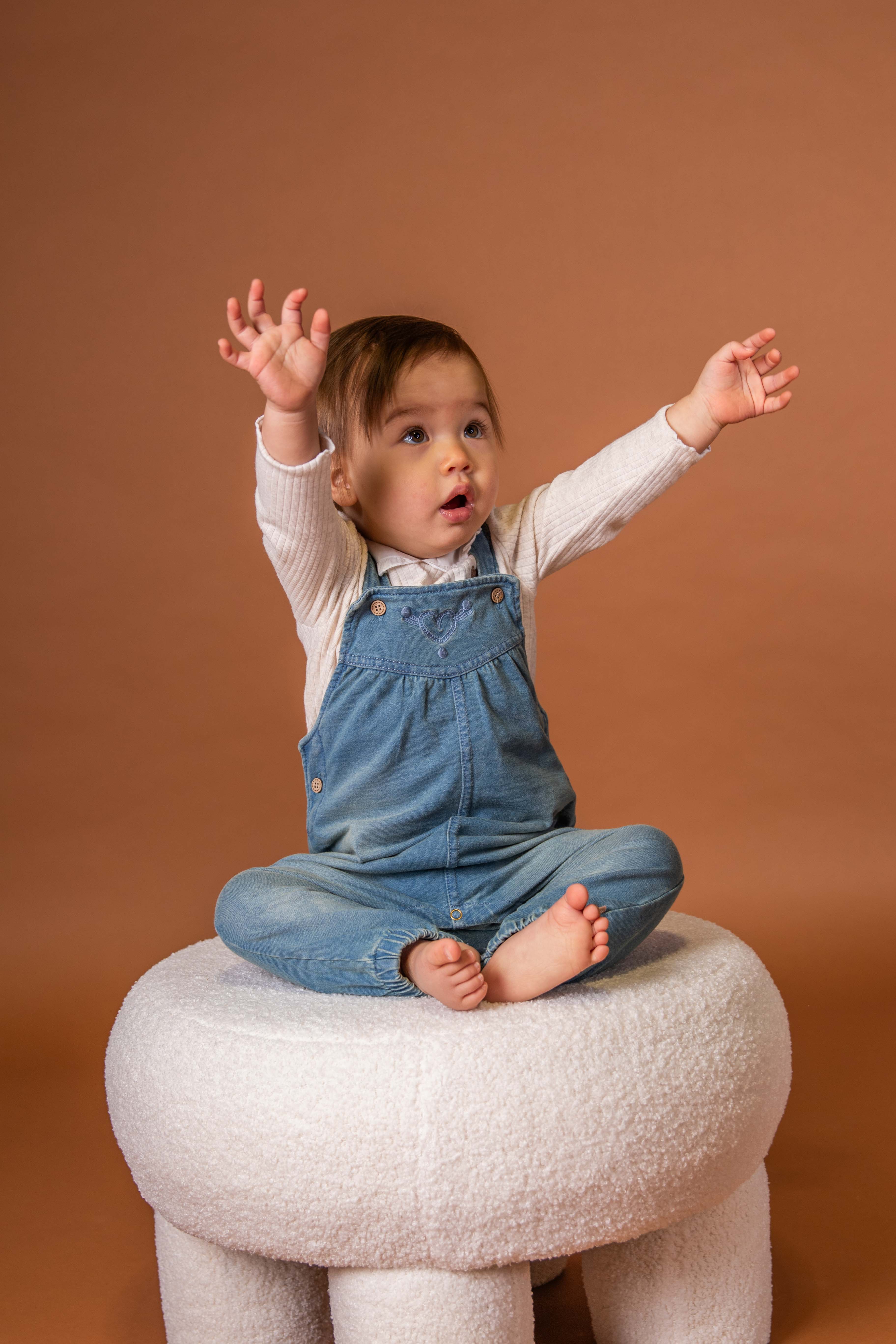 Stoere snow wash jeanssalopette voor meisjes van BESS