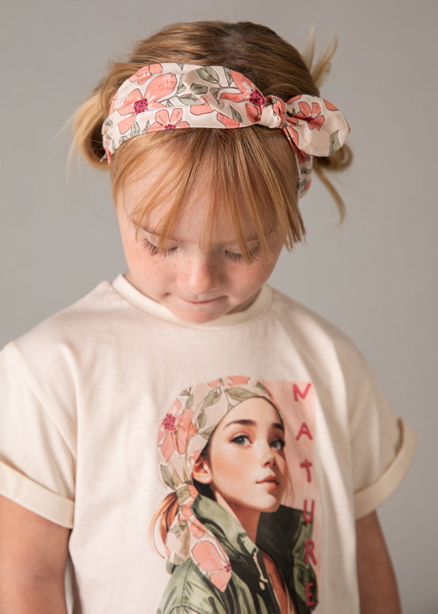 🌸 Boho Beauty T-shirt met Haarband – Zachte Zomerlook voor Kleine Dromers