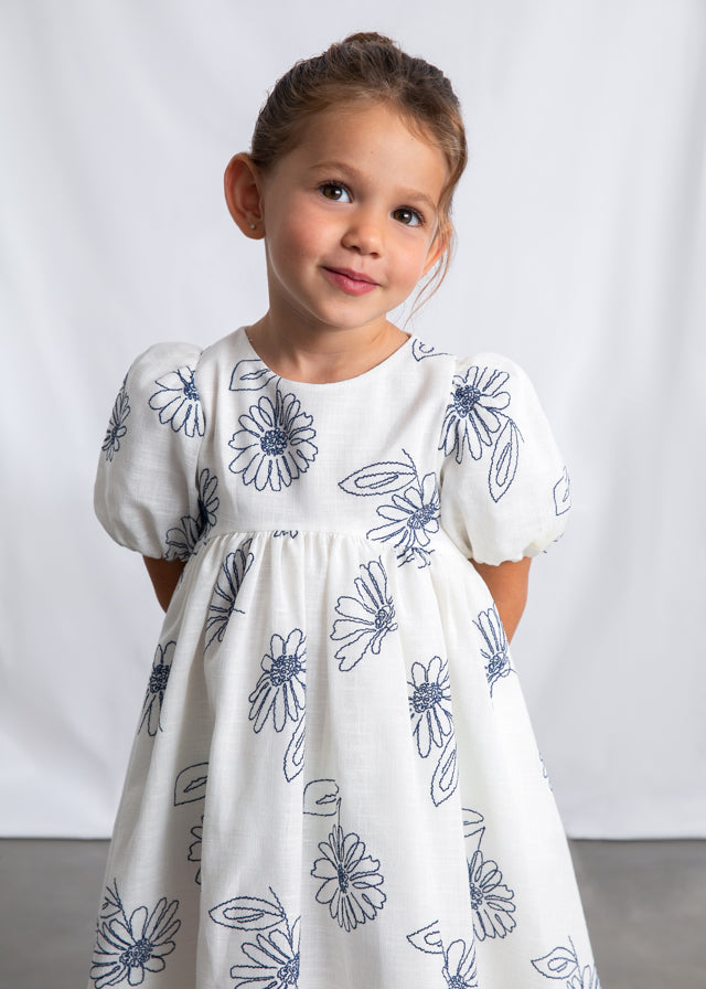 🌼 Daisy Whisper Jurkje – Tijdloze Zachtheid met Bloemenprint
