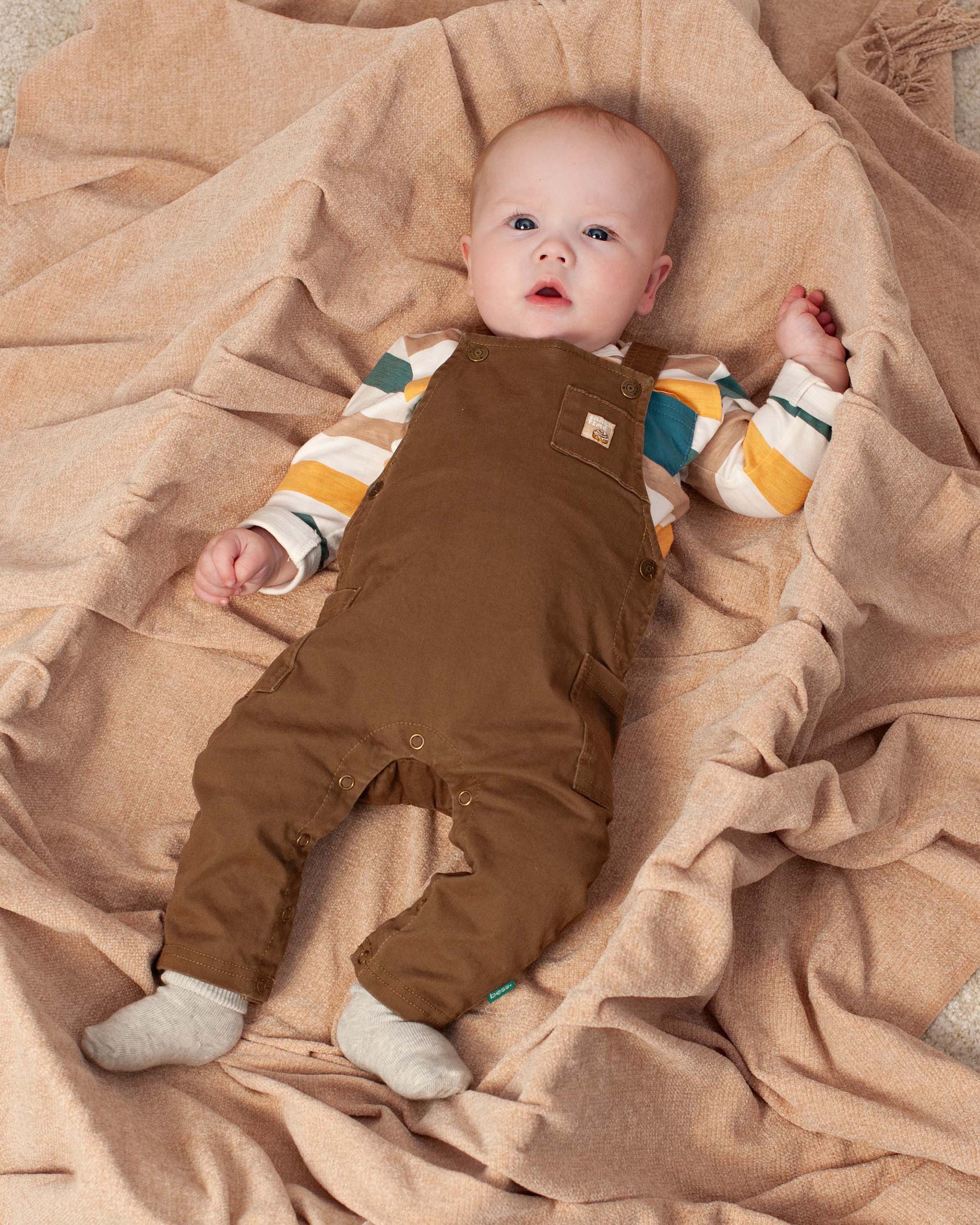 🤎👶 Little Explorer Tuinbroek – Zachte Baby Overall in Bruin