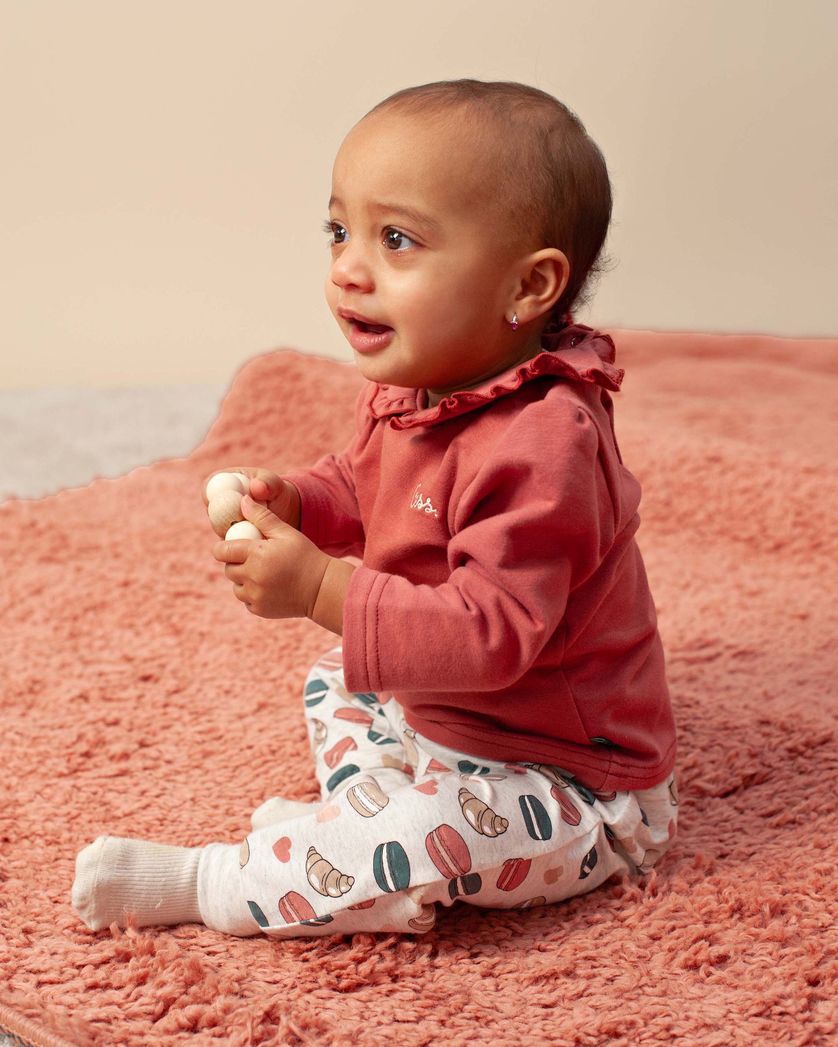 🌷👶 Rose Frill Longsleeve – Babyshirt met Rucheskraag