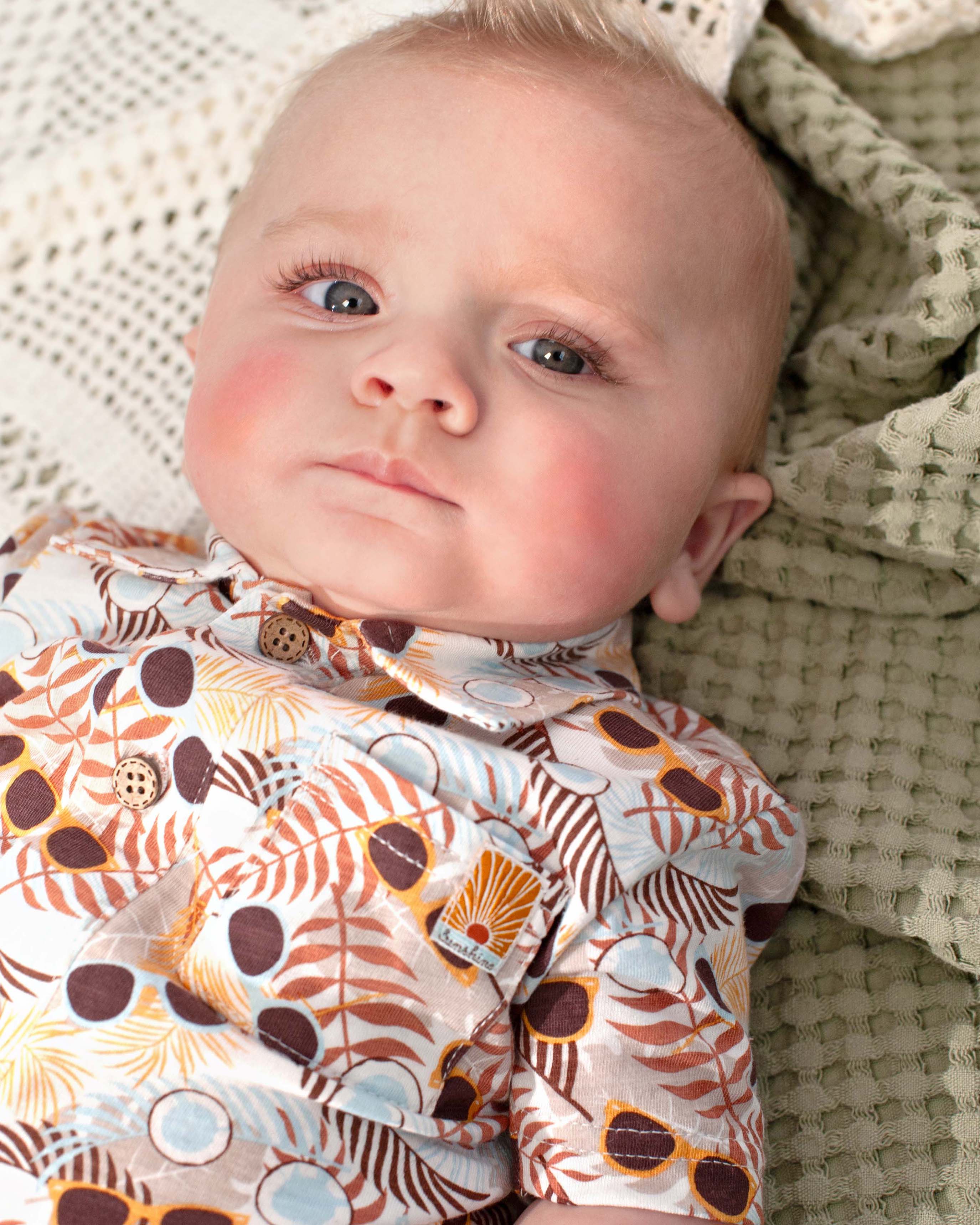 🌞 Zomers Print Hemdje met Zonnebrillen – BESS