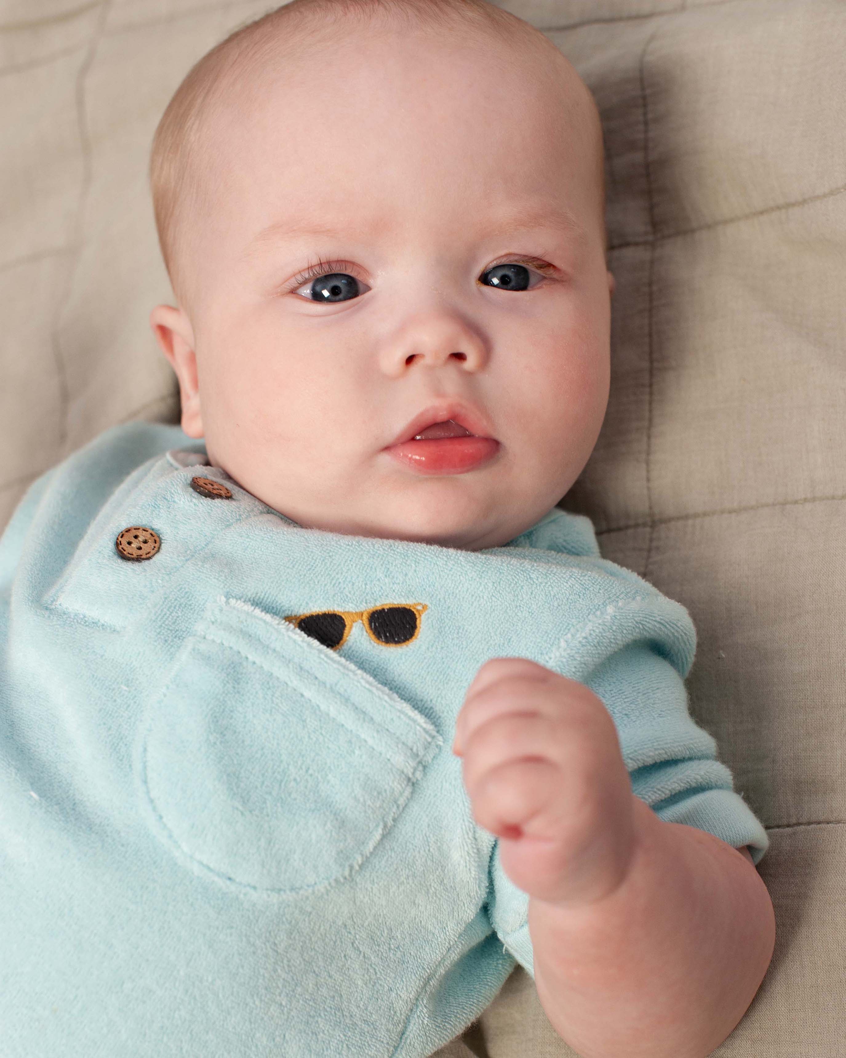 🕶️ Zacht Badstof Baby T-shirt – Sky Blue | BESS