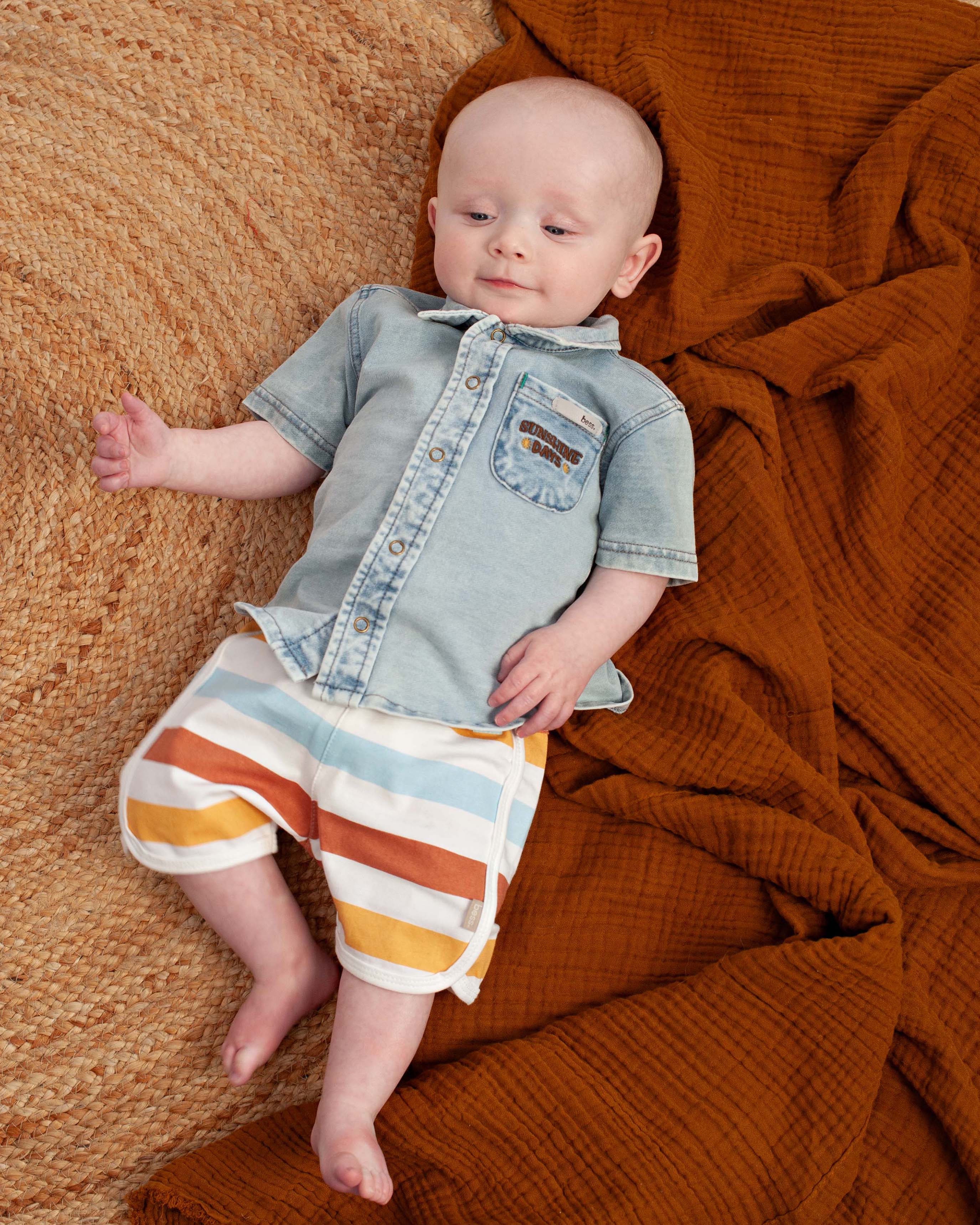 🌈 Zomerse Strepen Baby Short – Sunny Days | BESS