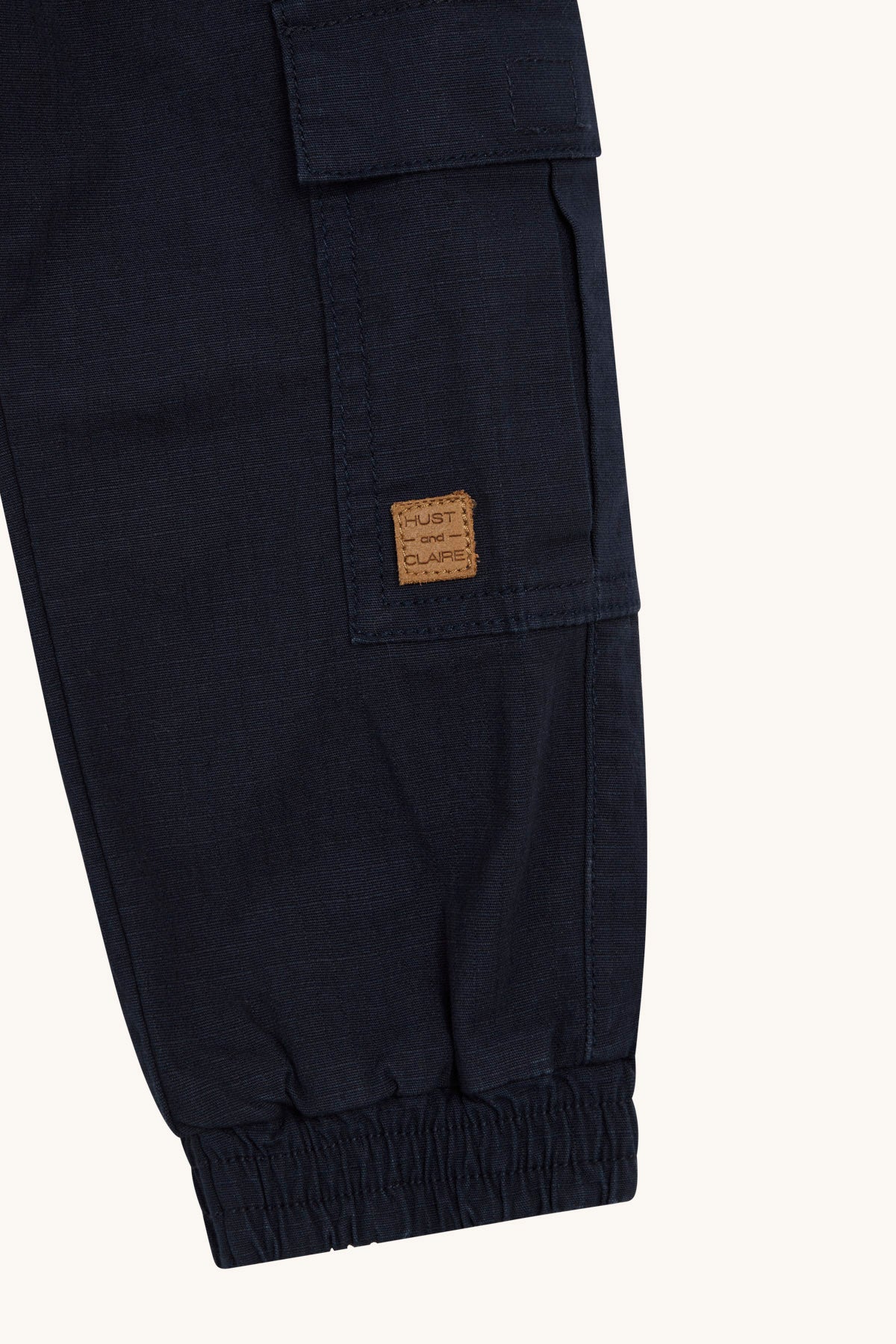 Broek van Hust&Claire met opgestikte zakken