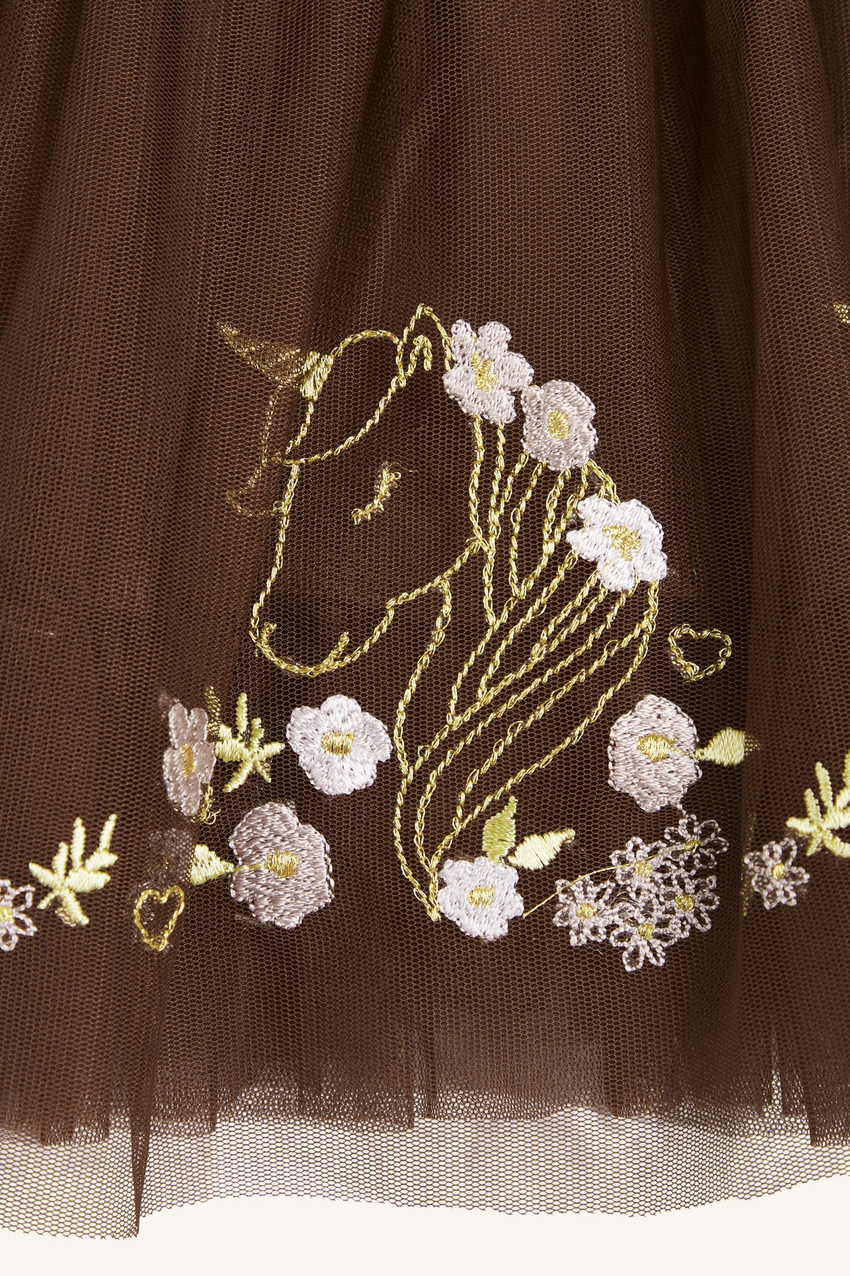 Mooi tule rokje met goudkleurig borduursel