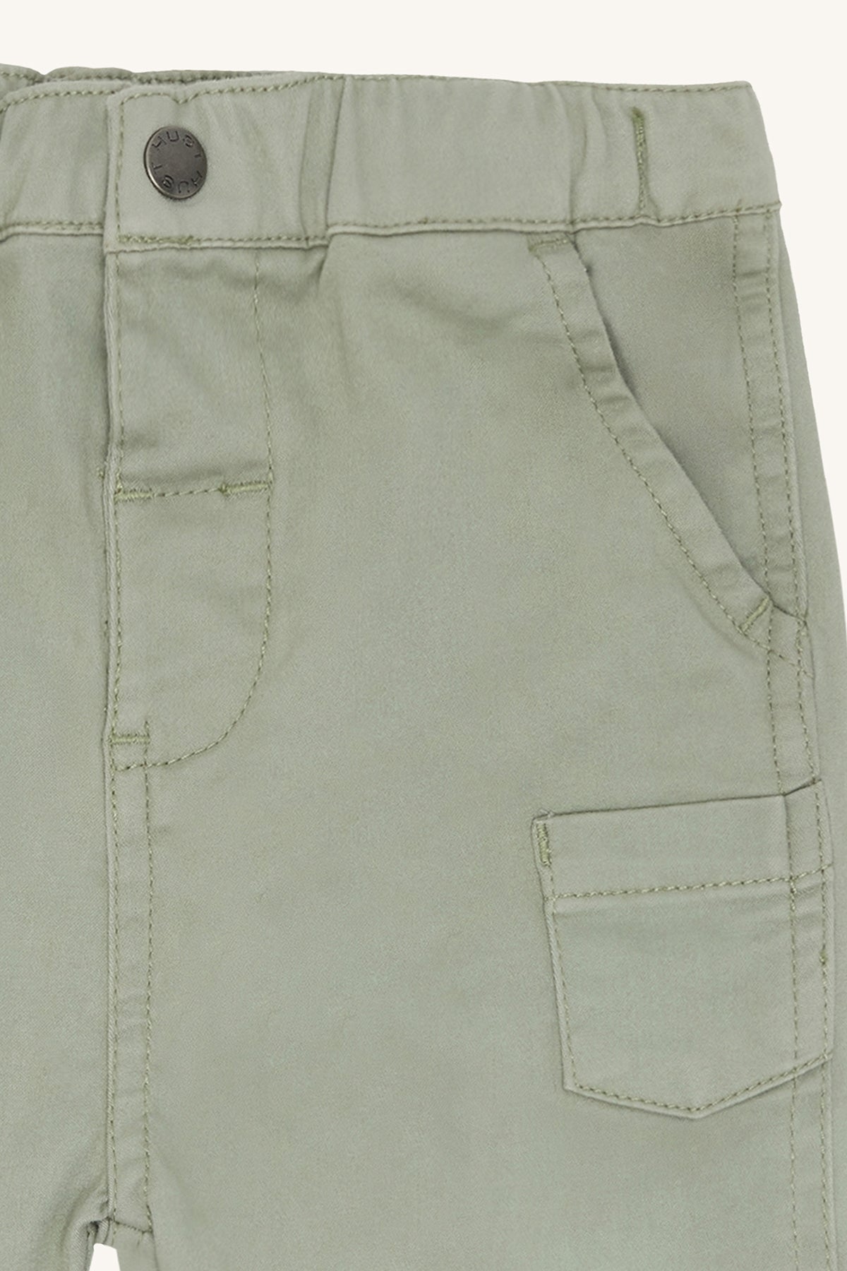 Hust & Claire - Avontuurlijke Chino in Zachtgroen