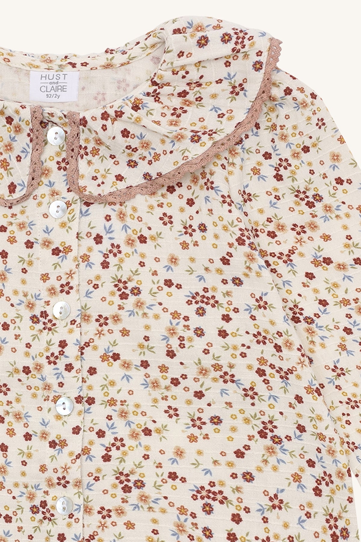 🌸 Hust&Claire – Romantische Blouse met Bloemen en Kanten Kraag 🌸