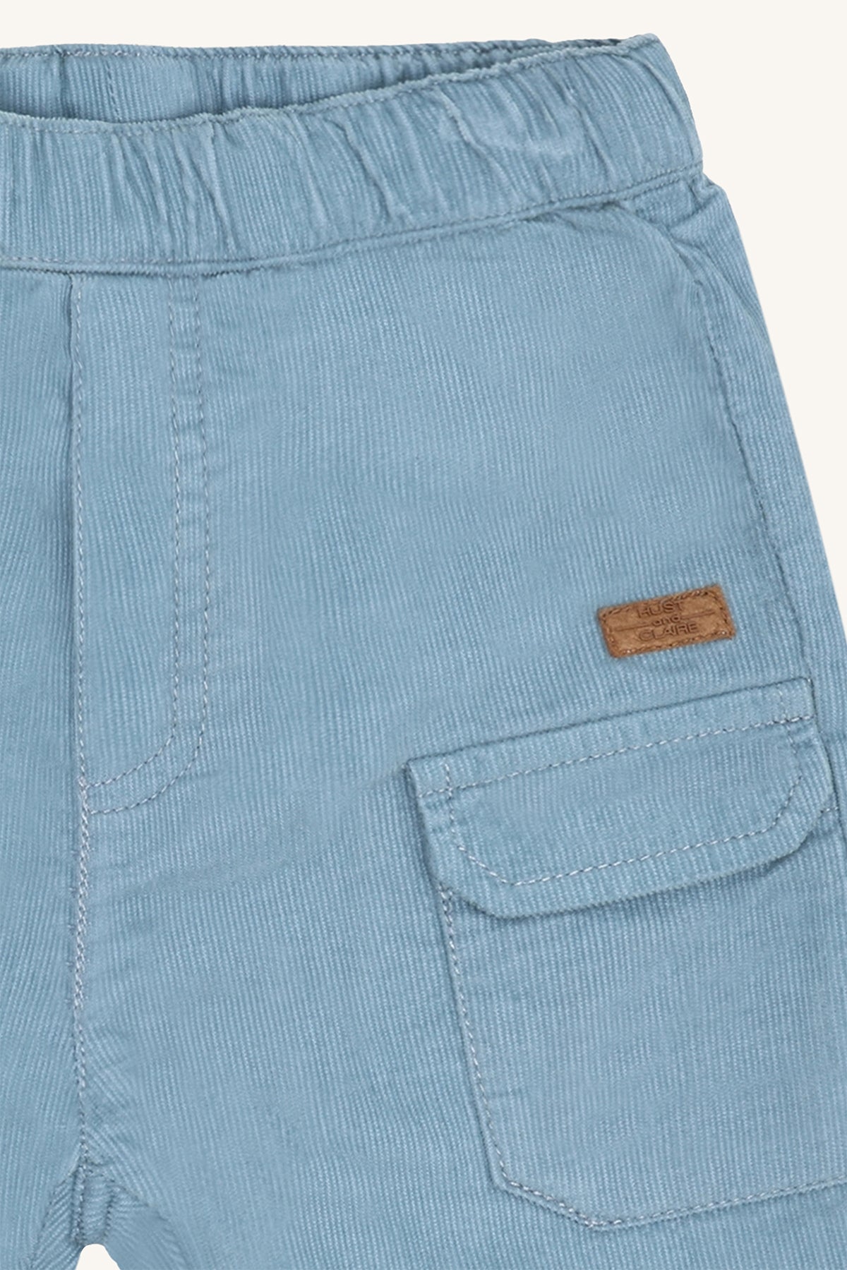 💙 Ribfluwelen cargobroek – Zachtblauw en supercool