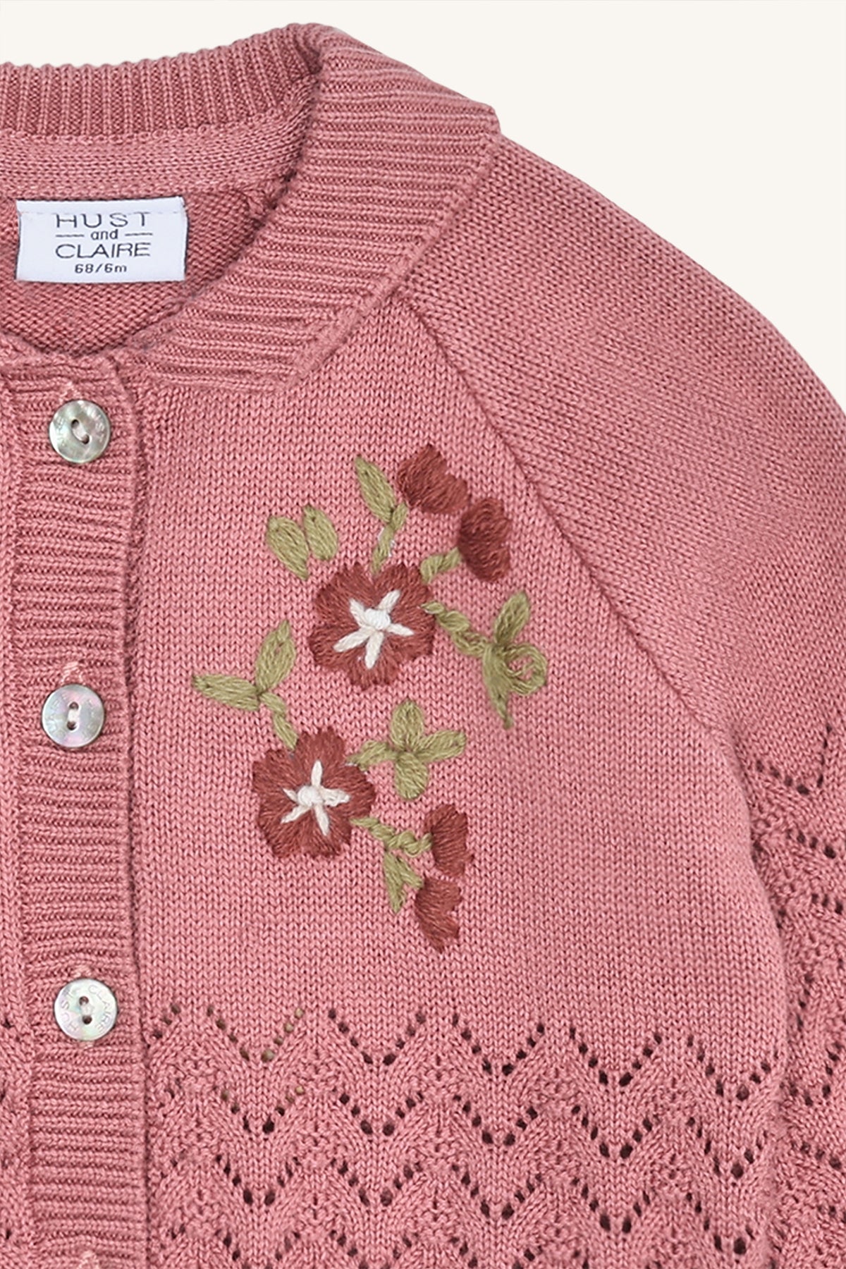 🌸 Fijn Gebreid Vestje met Bloemenborduursel – Hust & Claire 🌸