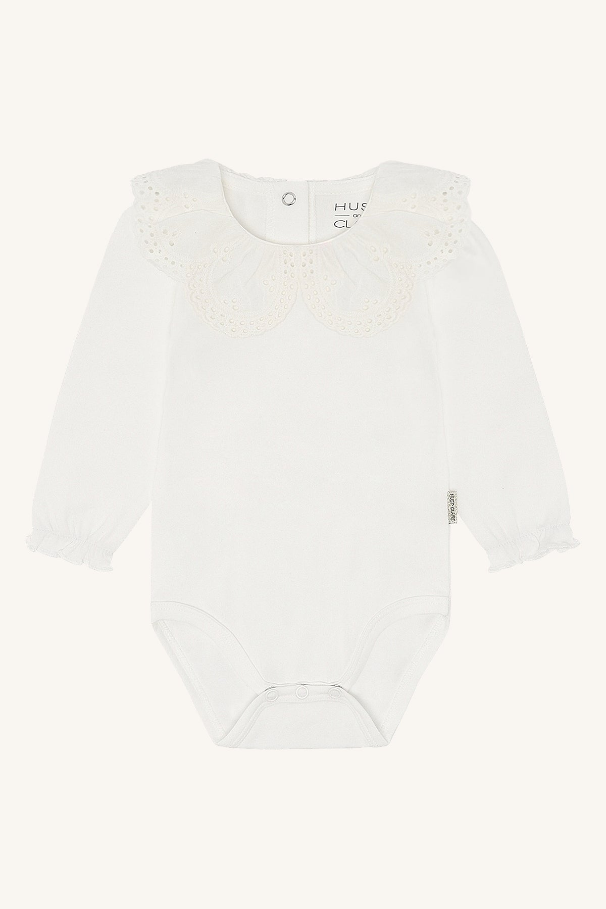 🤍👶 Pure Elegance Babybody – Wit Rompertje met Broderie Kraag