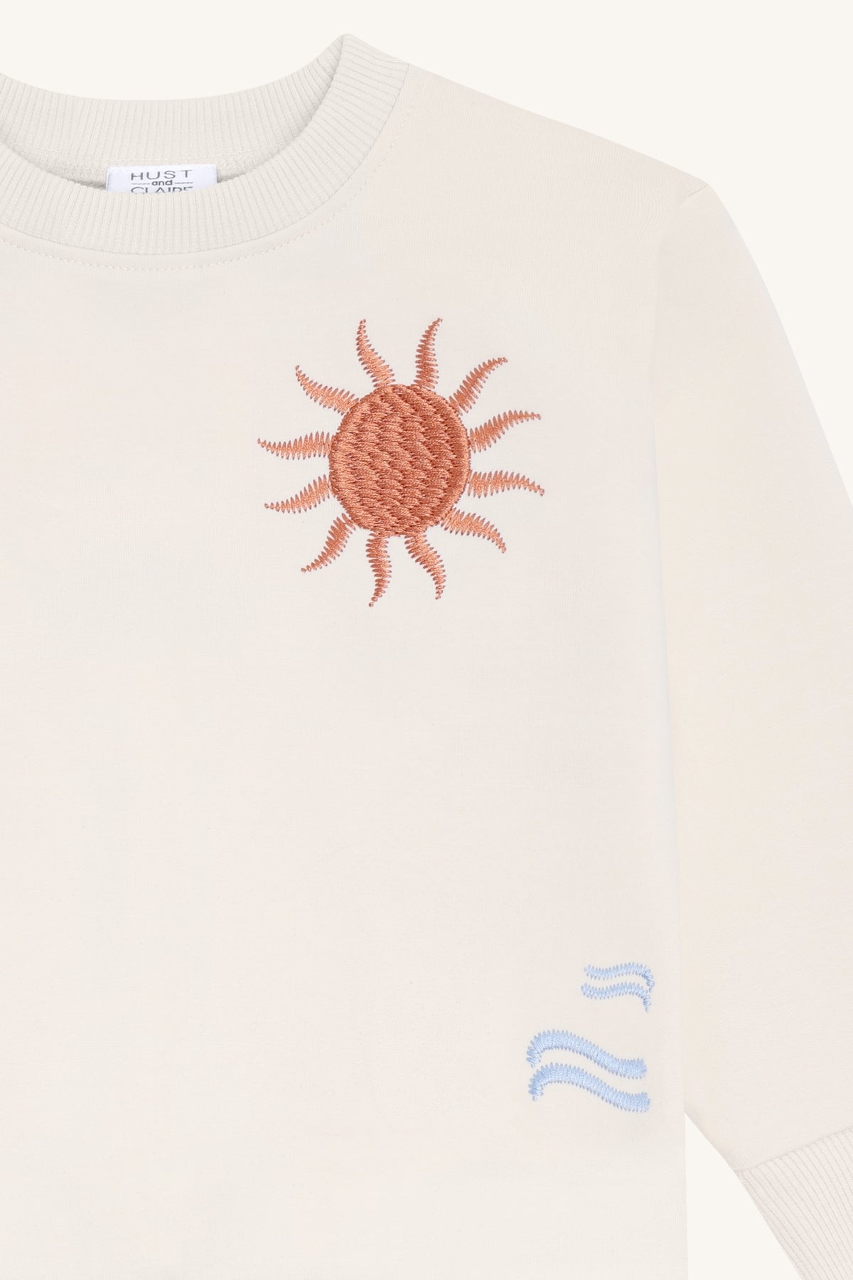 ☀️ Sunny Days Sweater – Zacht Beige | Hust & Claire