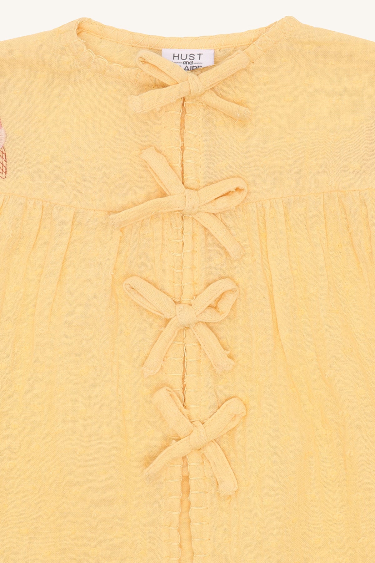 🌼 Sunny Summer Blouse – Zachtgeel | Hust & Claire