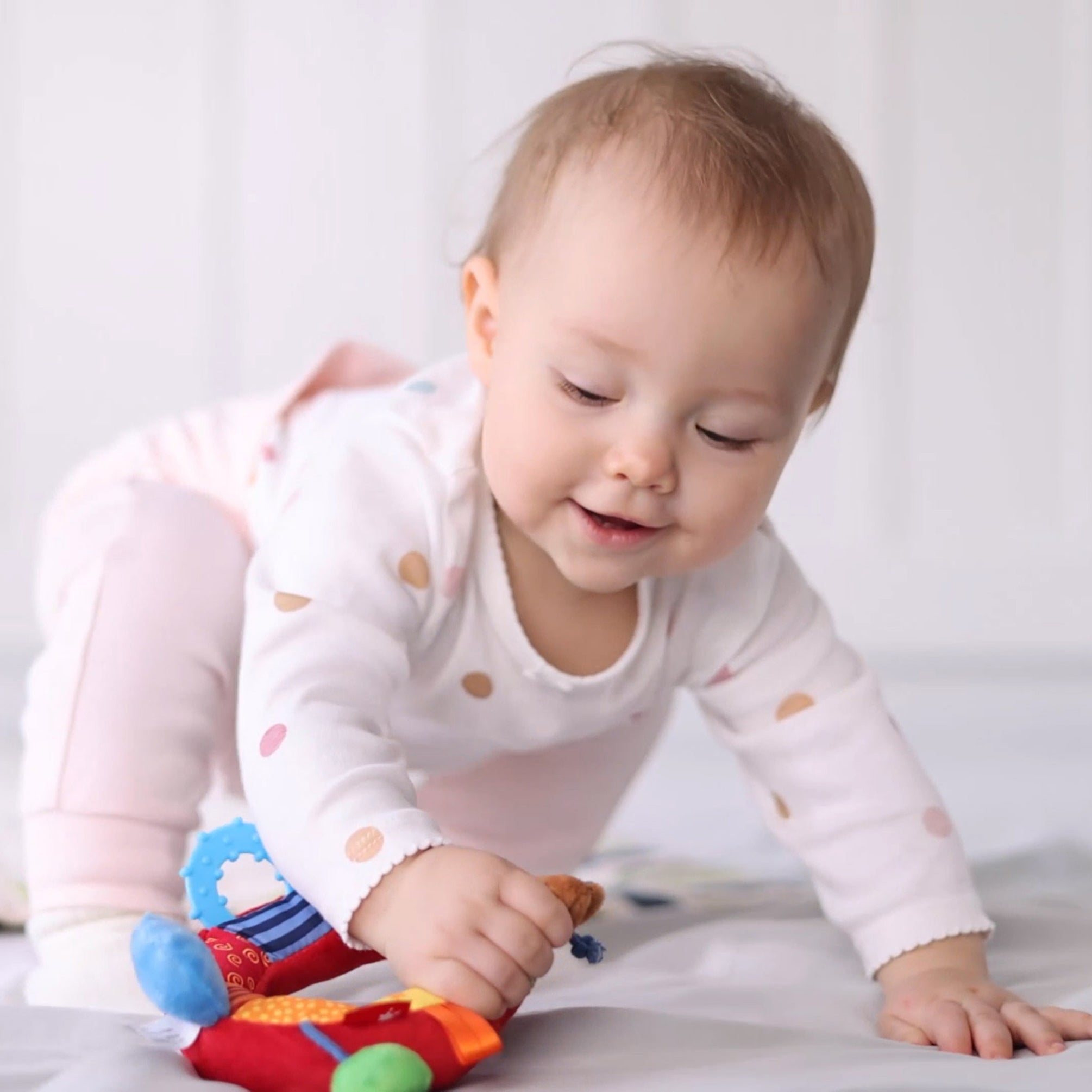 💖 Sigikid Activiteitenring Beer – Spelen, ontdekken en grijpen