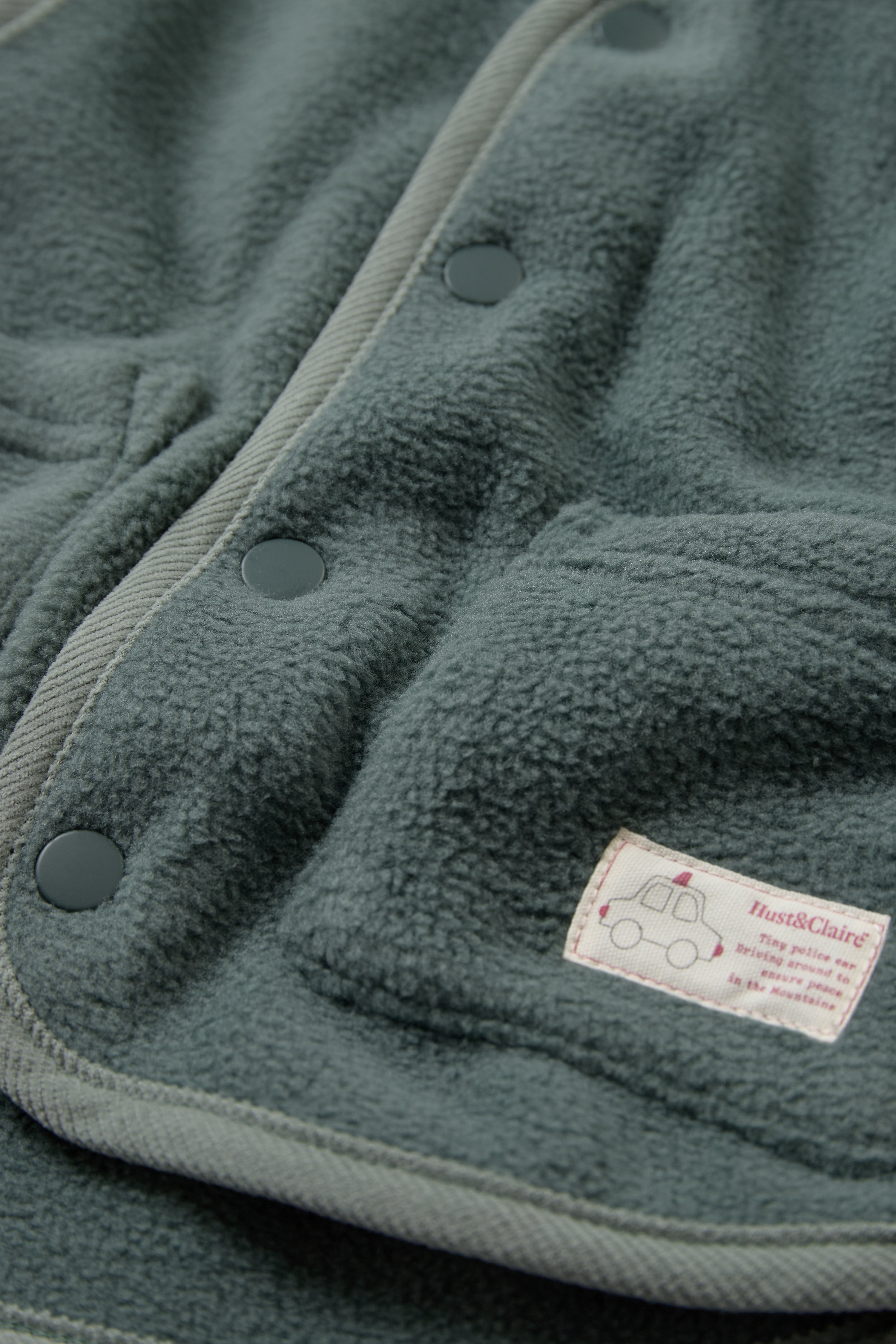 🌿 Hust & Claire Vest – Stoer fleece gilet in Balsam Green