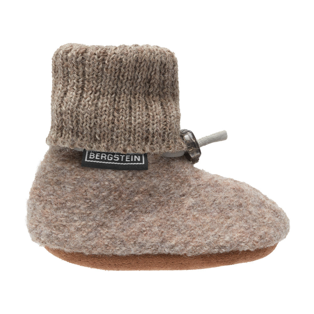 🤎 Bergstein Cozy Baby – Heerlijk warme babyslofjes in Taupe