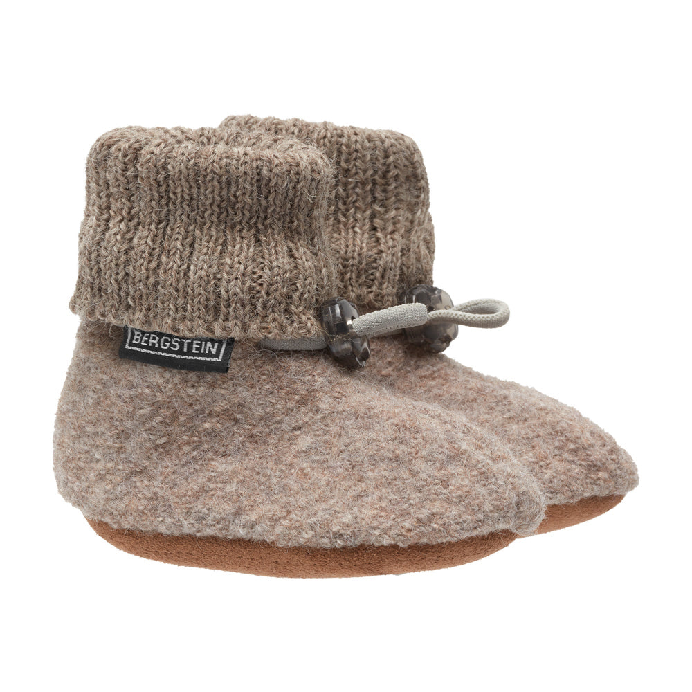 🤎 Bergstein Cozy Baby – Heerlijk warme babyslofjes in Taupe