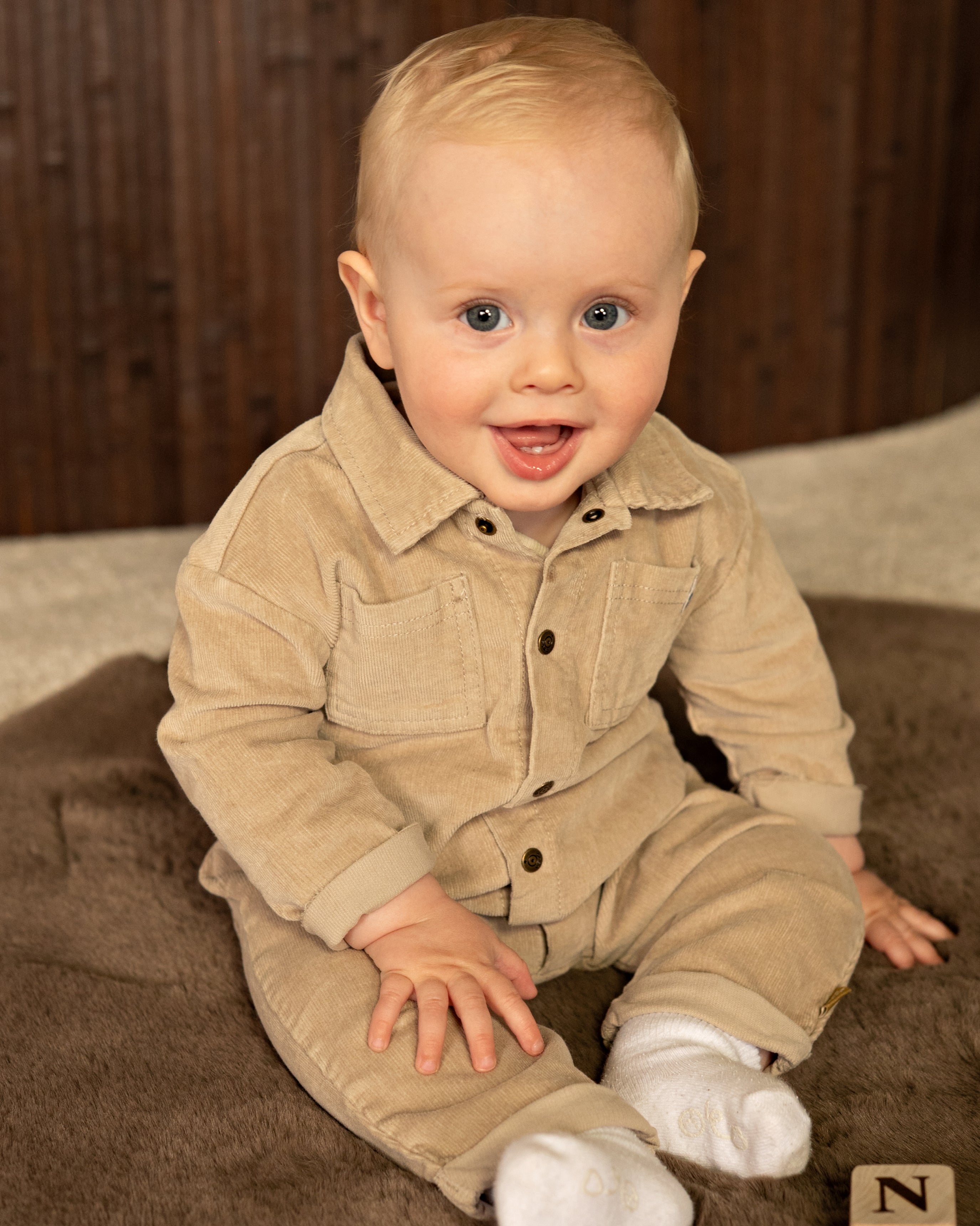 🤎 BESS Baby Jumpsuit Soft Sand – Stoere Riblook