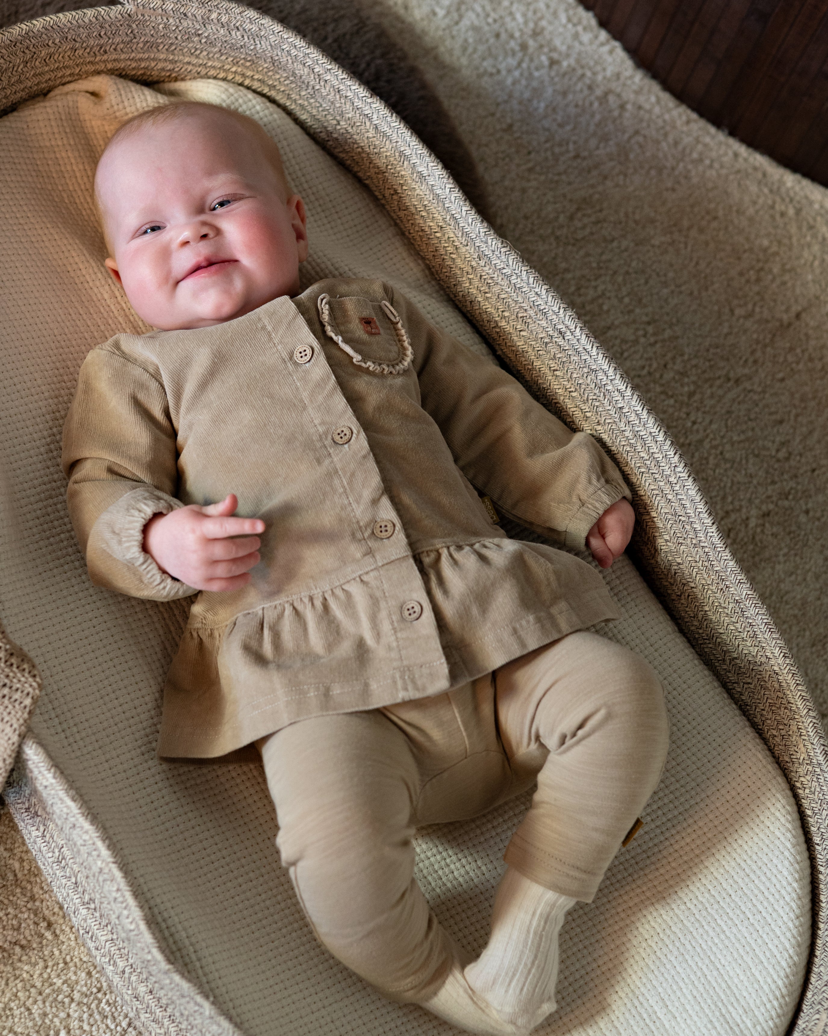 🌸 BESS Baby Tuniek Soft Corduroy – Zandbeige