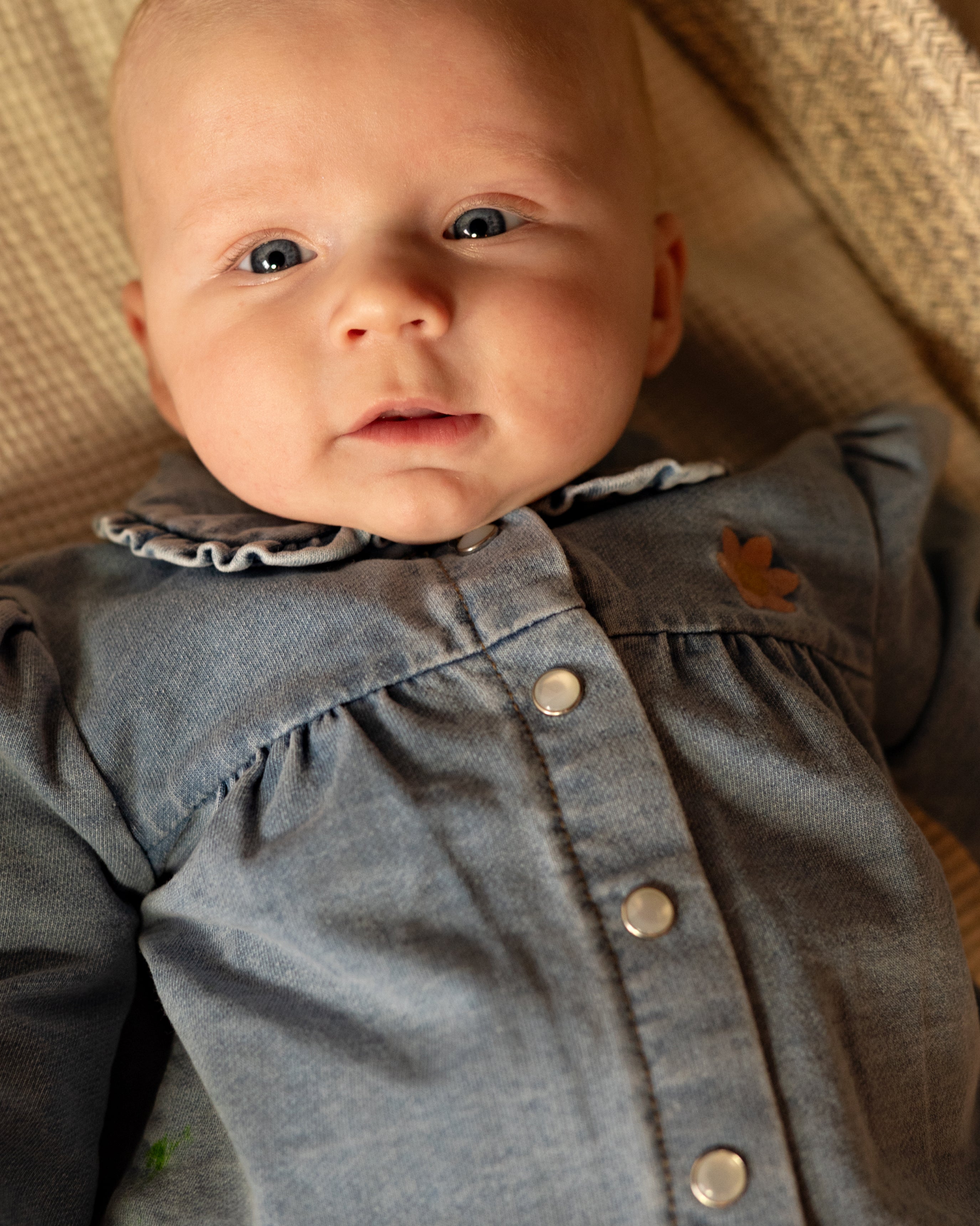 🌼 BESS Baby Blouse Denim Look – Flower Girl