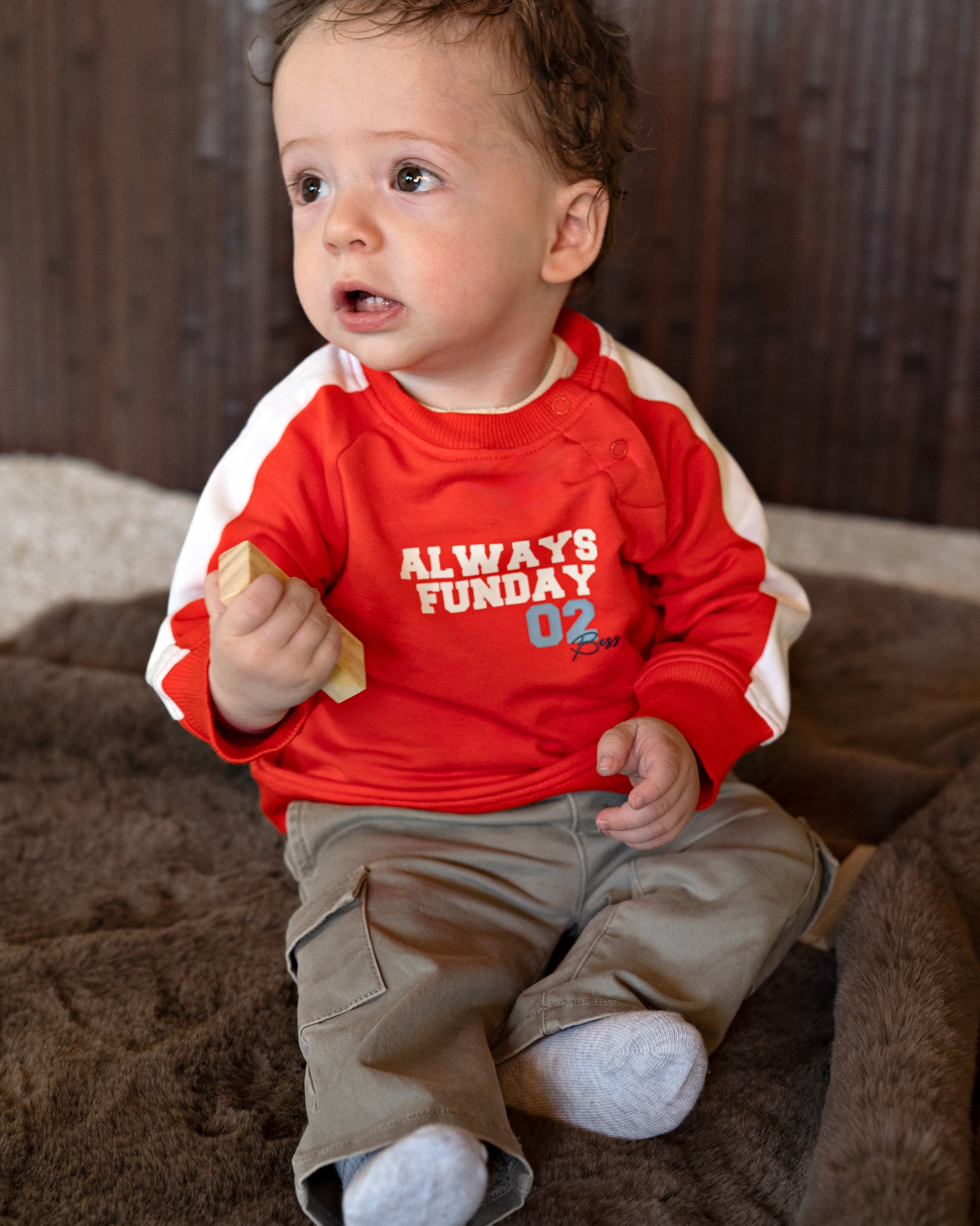 ❤️ BESS sweater Arjan – Rood “Always Funday”