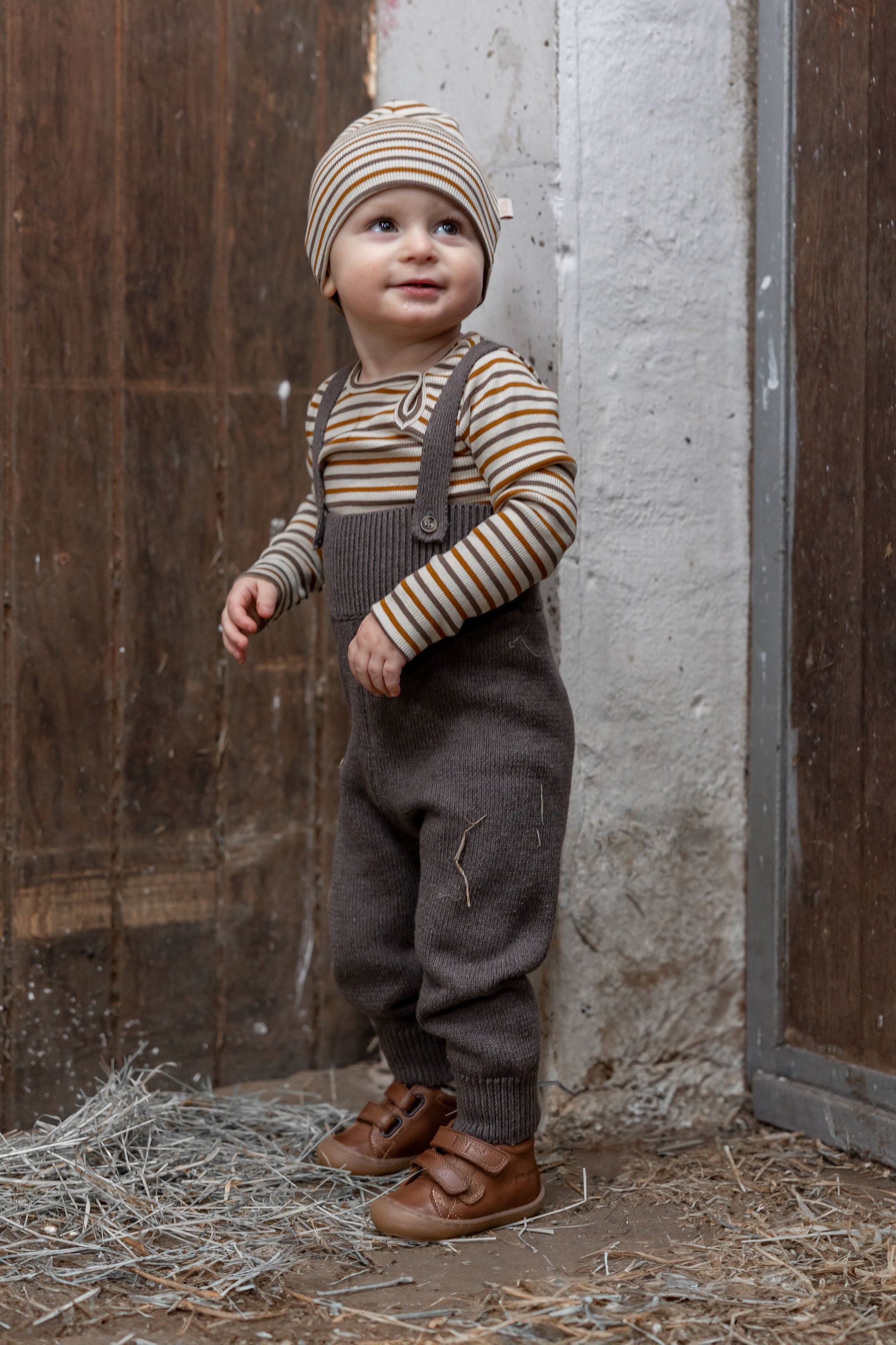 Gebreide broek met hoge bandjes