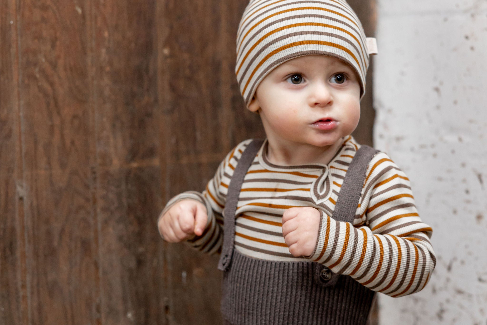 Gebreide broek met hoge bandjes