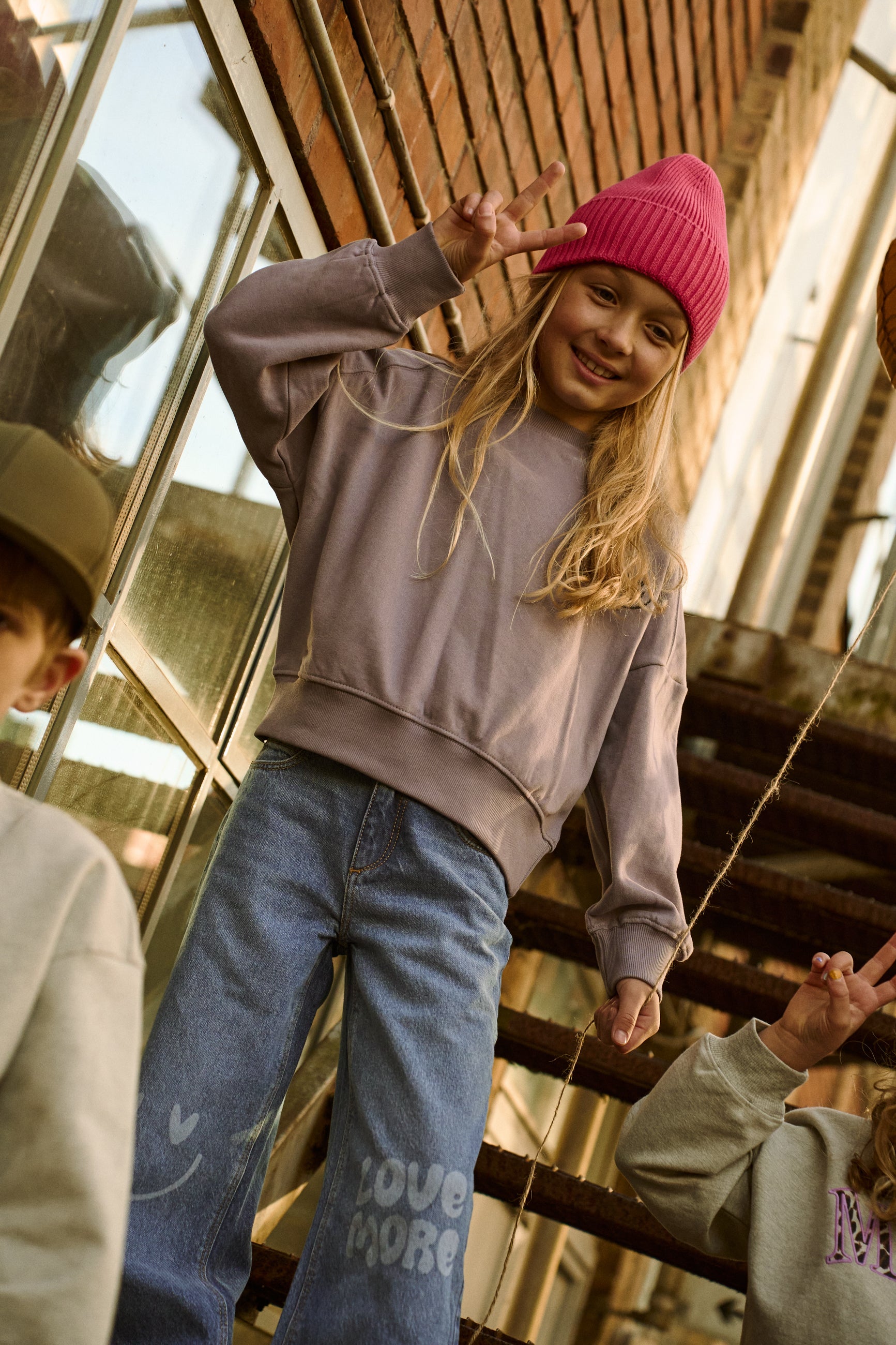 👖 TNPurity Wide Jeans – Medium Blue Denim