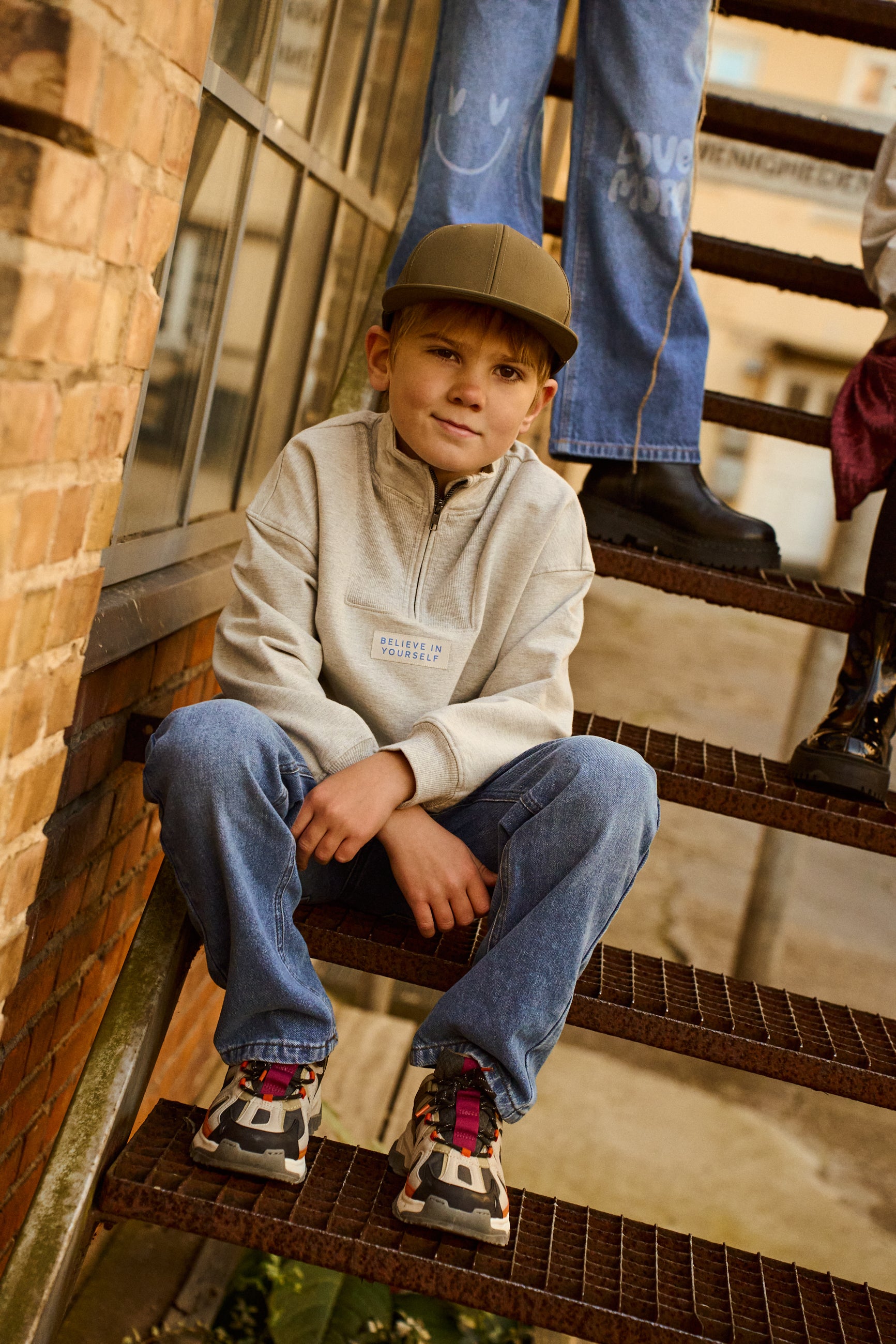 👖 TNPurity Wide Jeans – Medium Blue Denim