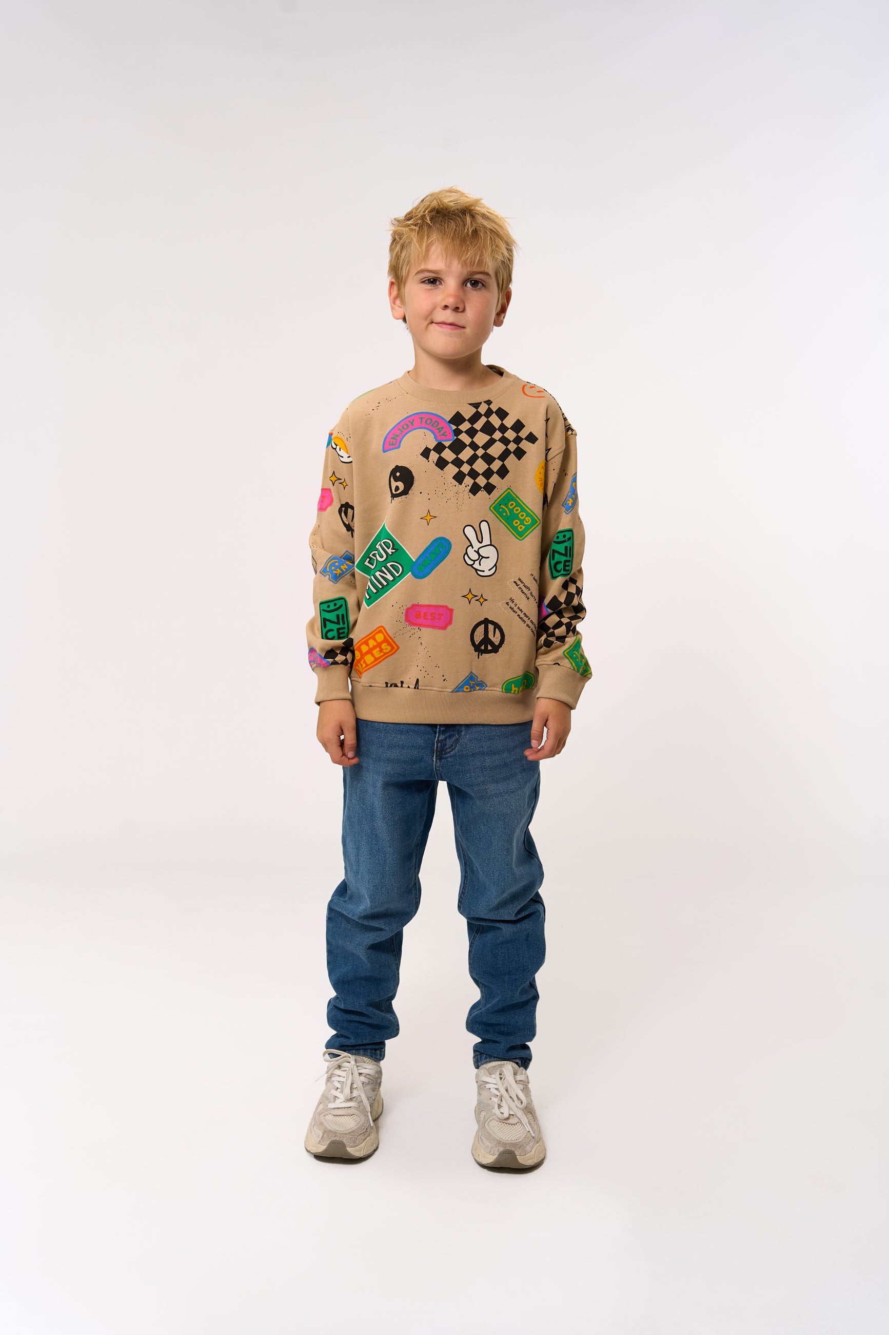 🌈 Free Your Mind Sweatshirt – Humus AOP