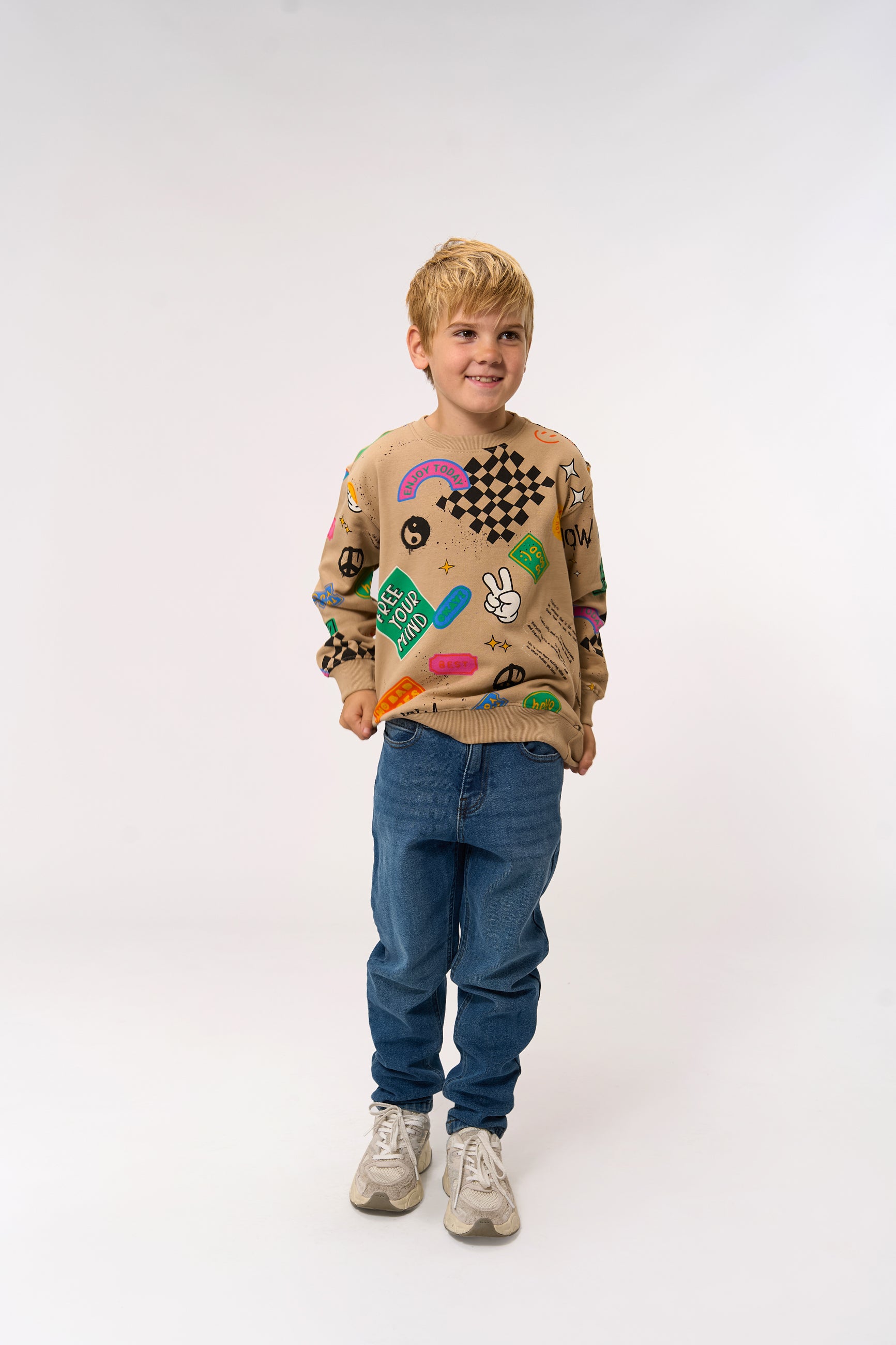 🌈 Free Your Mind Sweatshirt – Humus AOP