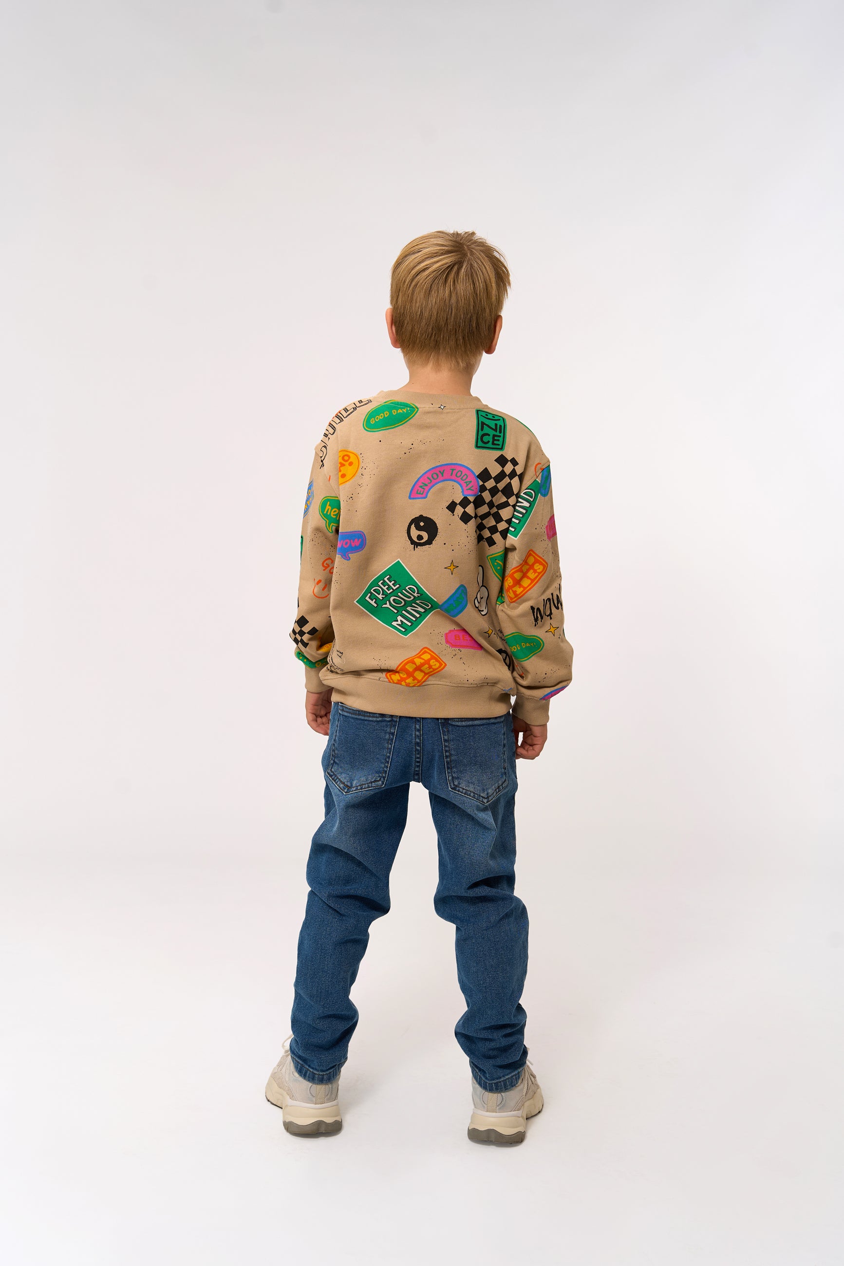 🌈 Free Your Mind Sweatshirt – Humus AOP