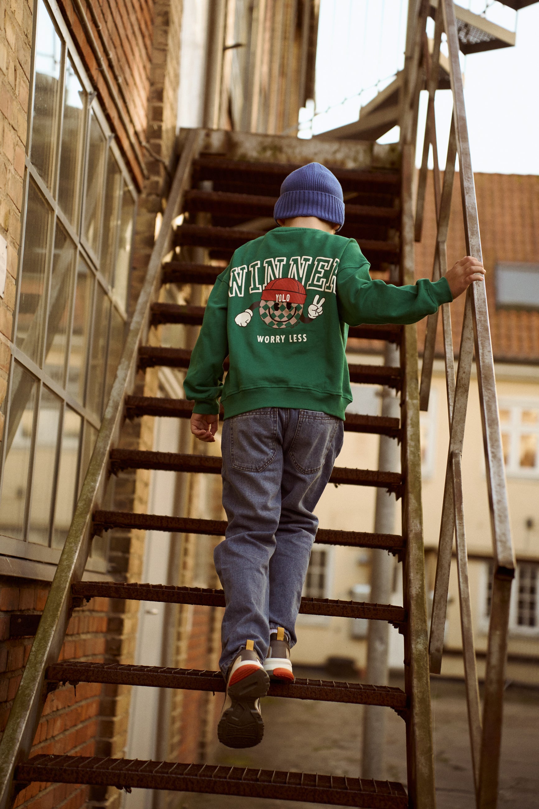 🍀 Winner Sweatshirt – Alpine Green