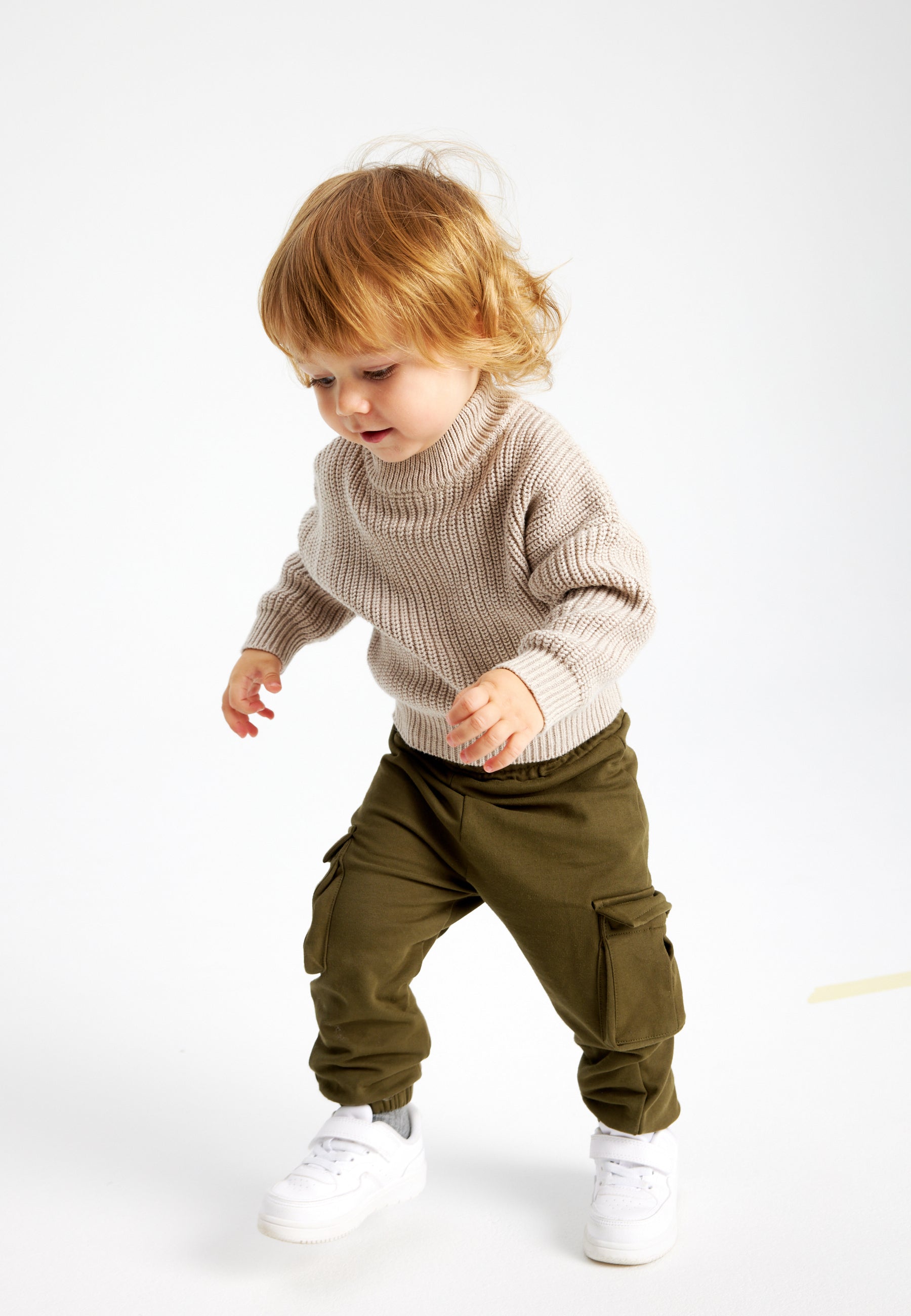 Mooie en eenvoudige gebreide trui van The New Siblings