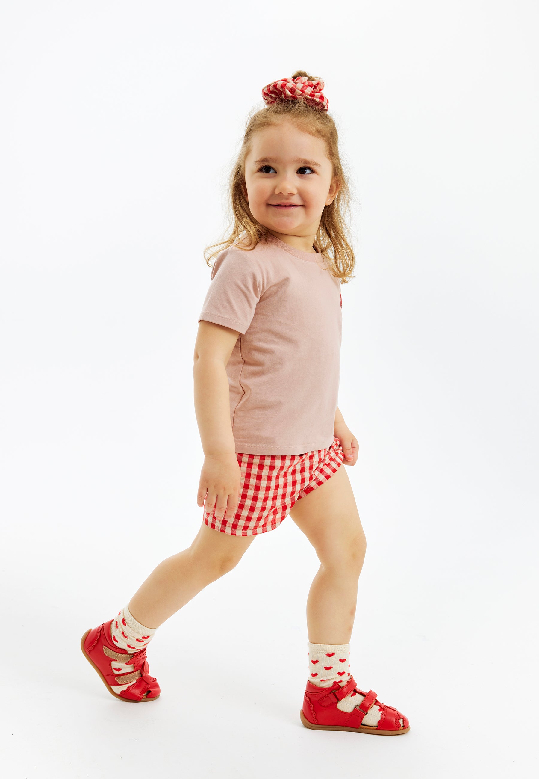 🌸 The New Siblings Nelly Shorts – Zomers Ruitjesfeest in Poppy Red! 🌸