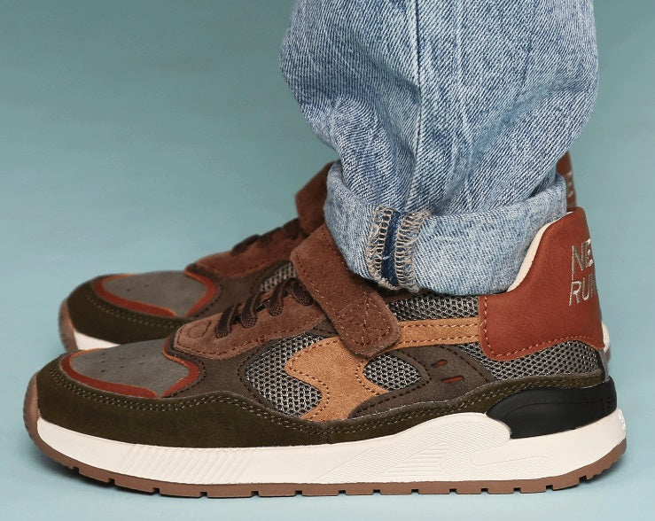 Shoesme donkerbruine sneaker